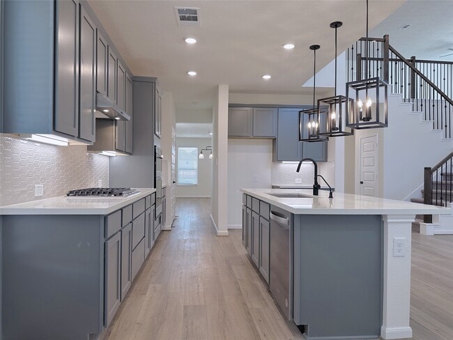 Building Photo - 25630 Moreleigh St