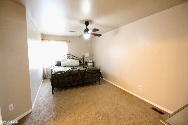 Building Photo - 29408 Maurice Ct