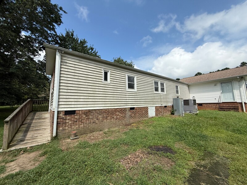 Building Photo - 6266 Jim Pickett Rd
