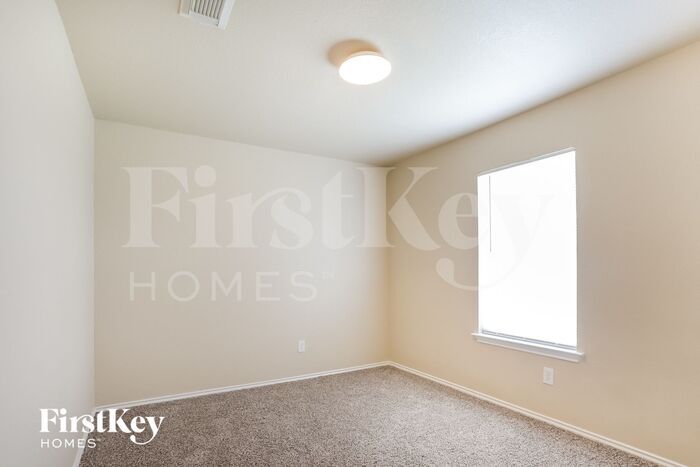 Building Photo - 4238 Heritagestone Dr