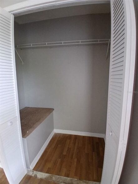 Building Photo - 7454 Wynnewood Square