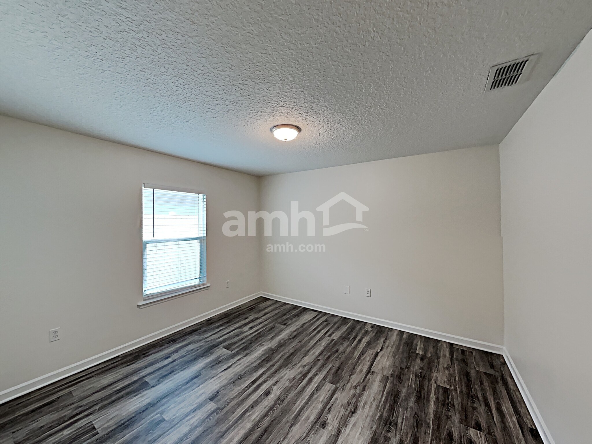 Building Photo - 161 E Blackjack Branch Way