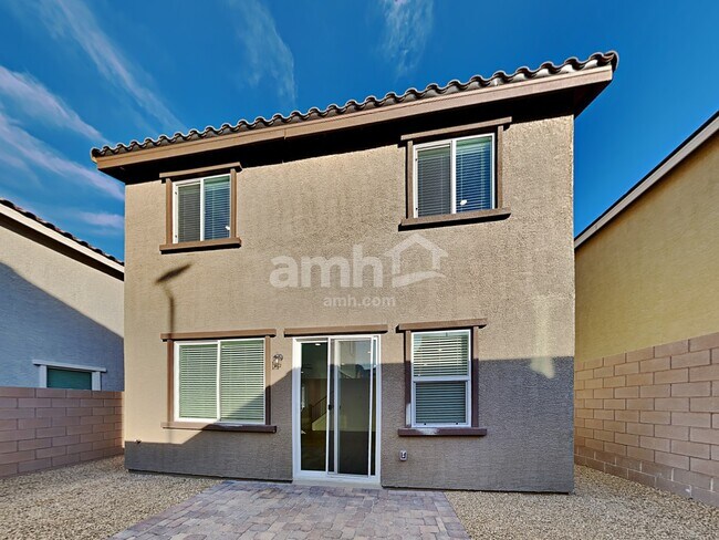 Building Photo - 3357 Blodwen St