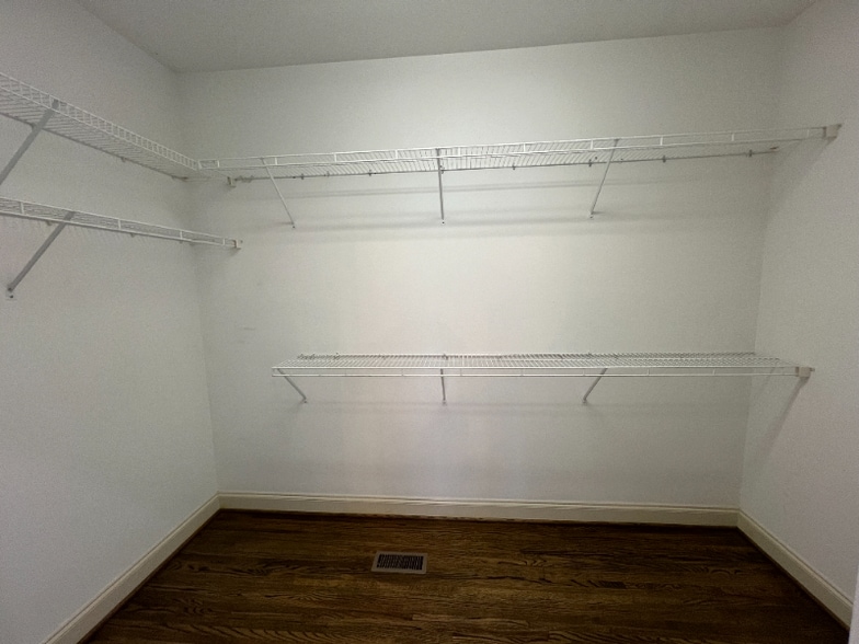 Building Photo - 1096 Long Leaf Lake Dr