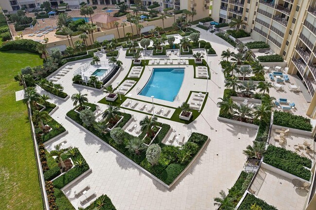 Building Photo - 200 Ocean Trail Way