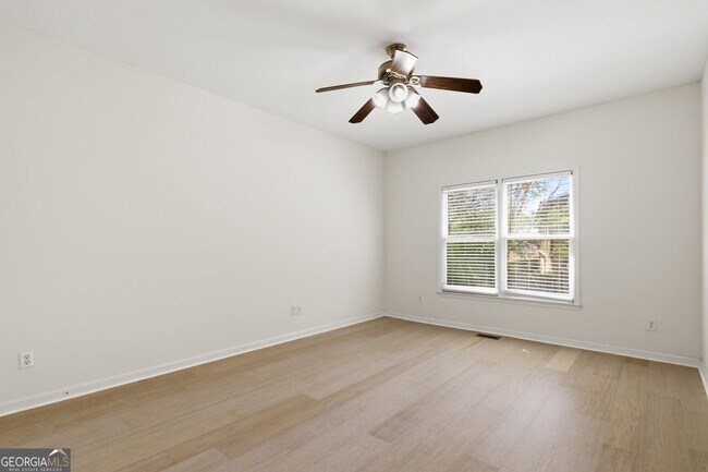 Building Photo - 1702 Clay Brooke Ct SE