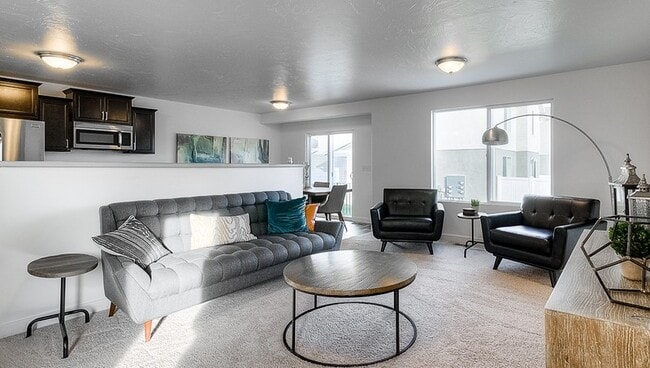 Building Photo - 637 W 1520 S