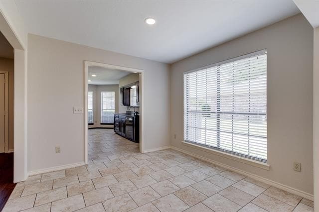 Building Photo - 3916 San Mateo Dr
