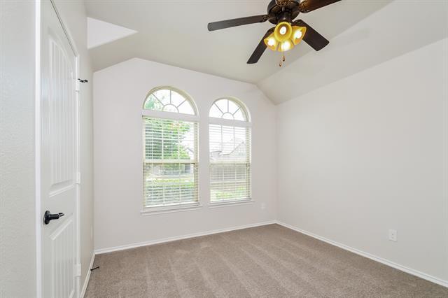 Building Photo - 2008 Lake Harvest Cir