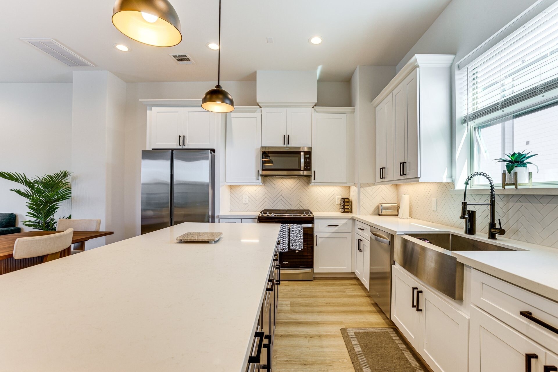 Building Photo - 2339 Eagle St