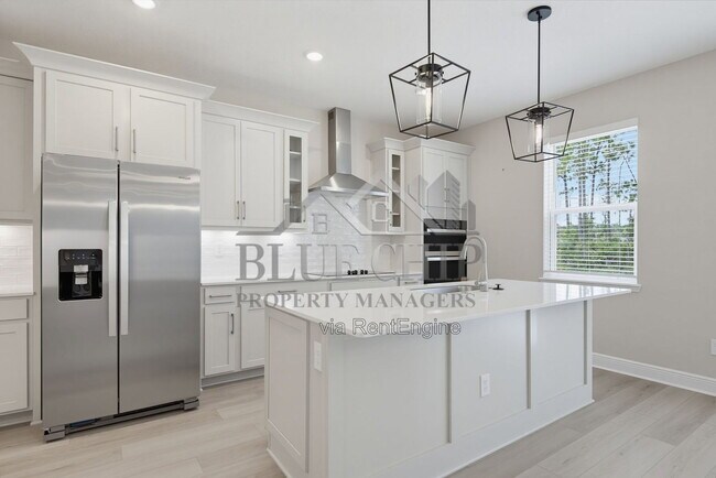 Building Photo - 1129 British Cir