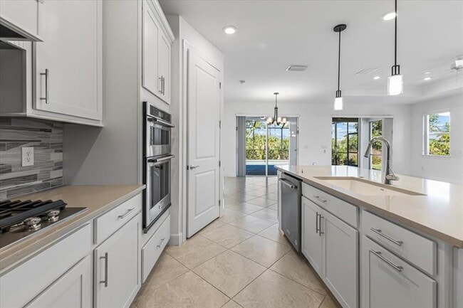 Building Photo - 9982 Beachwalk Dr