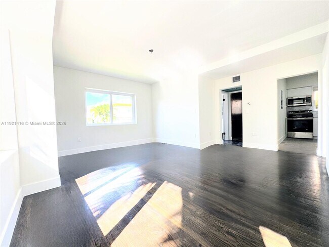 Building Photo - 7325 Byron Ave