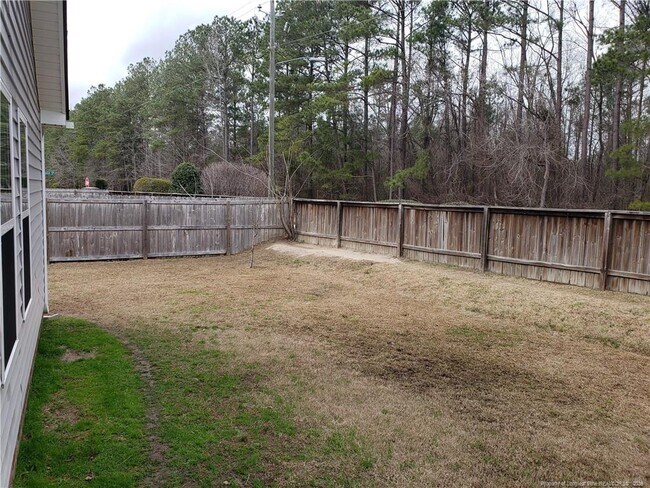 Building Photo - 6004 Oak Spring St