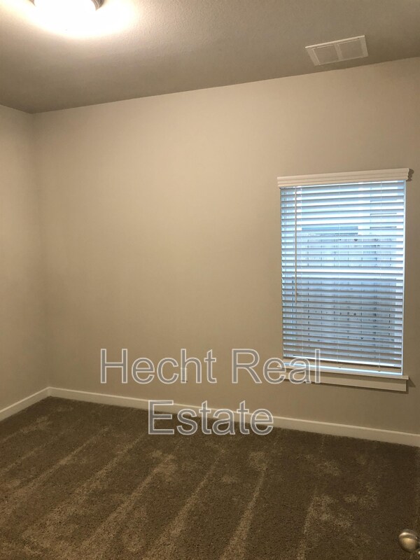 Building Photo - 212 Wild Sage Ln