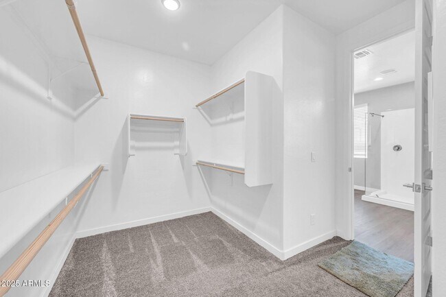 Building Photo - 11900 N 32nd St