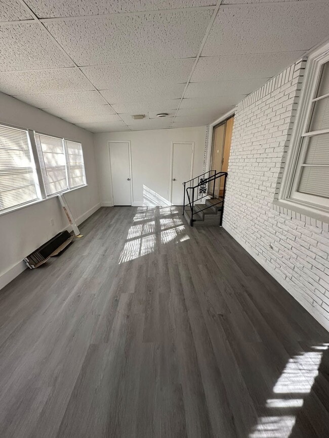 Building Photo - 2707 Pawnee Dr