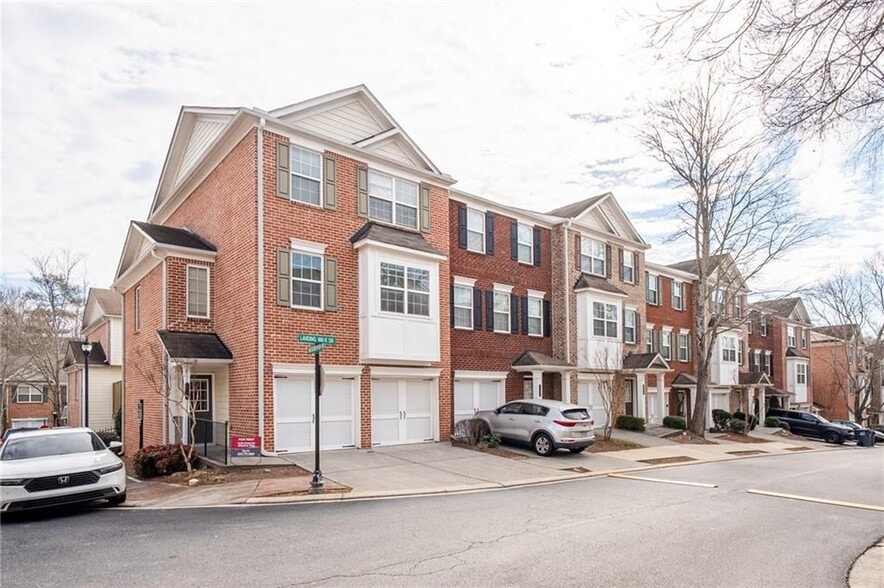 Building Photo - 2190 Landing Walk Dr