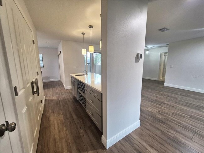 Building Photo - 160 Joanne Pl