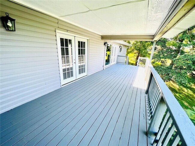 Building Photo - 14798 Dutchmans Dr