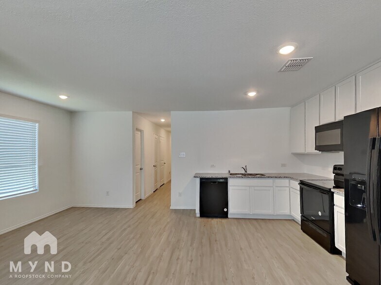 Building Photo - 155 Jethro Ln