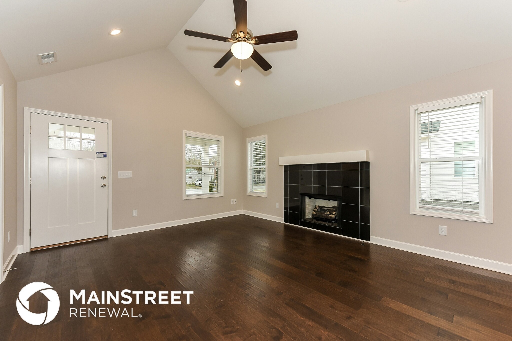 Building Photo - 122 W Hite St