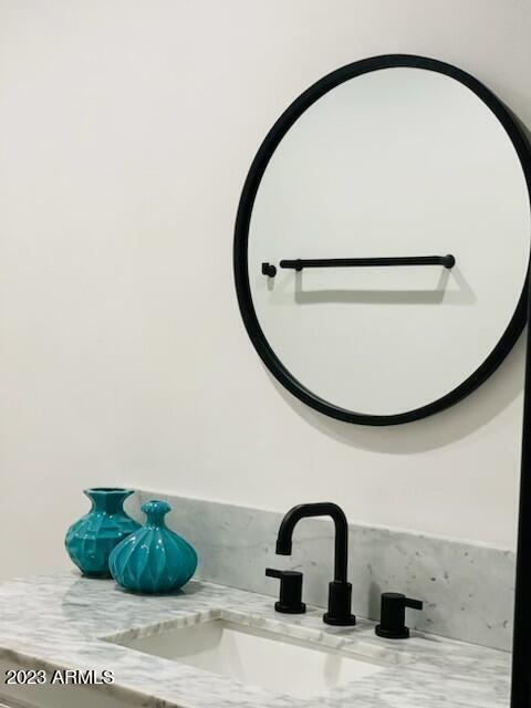 Building Photo - 2020 E Weldon Ave