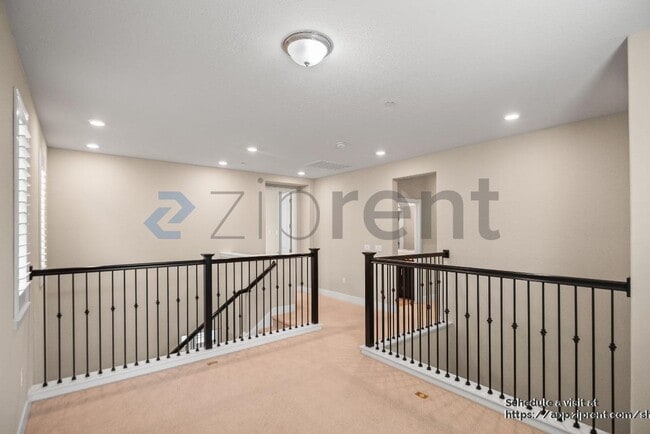 Building Photo - 2688 Randall Loop
