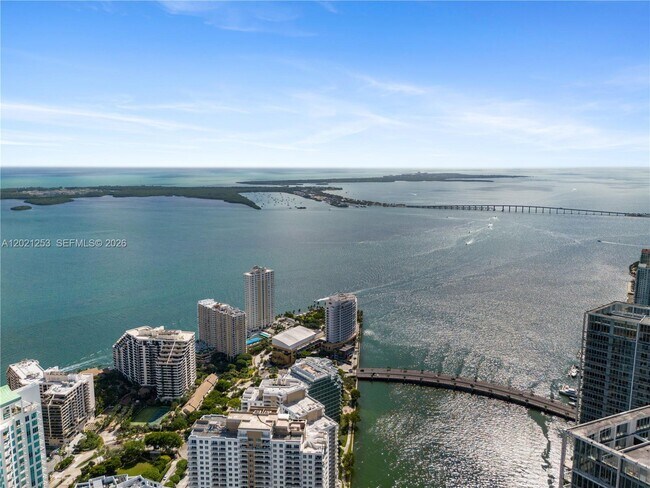 Building Photo - 300 Biscayne Blvd Way