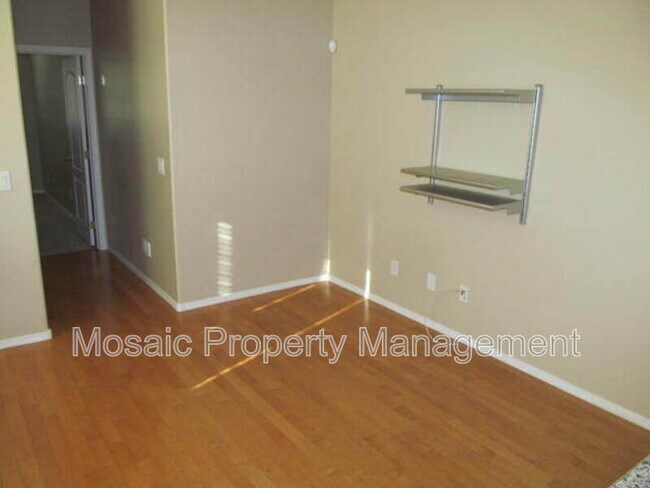 Building Photo - 5724 S 21st Terrace