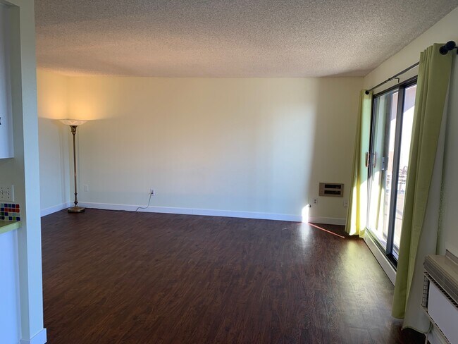 Living Area - 45 Eagle Crest Dr