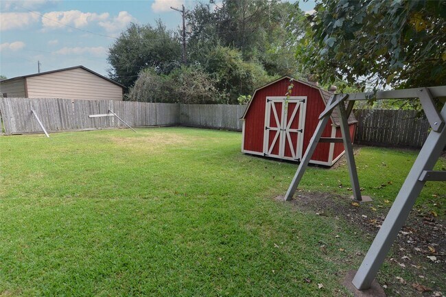 Building Photo - 3009 Rose Ln