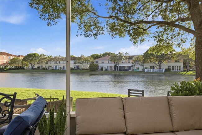 Building Photo - 16290 SW 47th Manor