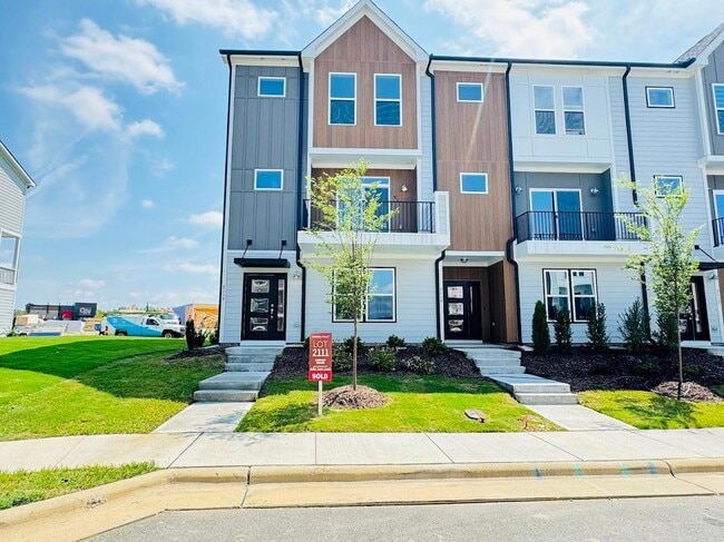 Primary Photo - 4 bedroom End Unit Townhome in Wendell Fall