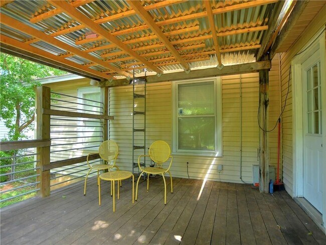 Building Photo - 5505 Avenue G