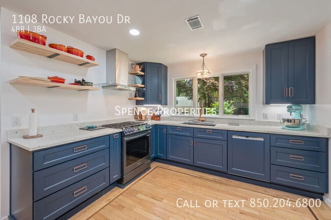 Building Photo - 1108 Rocky Bayou Dr