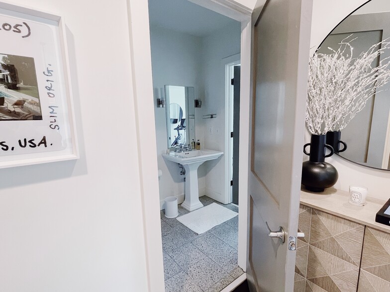 Bathroom - 1100 Howell Mill Rd NW