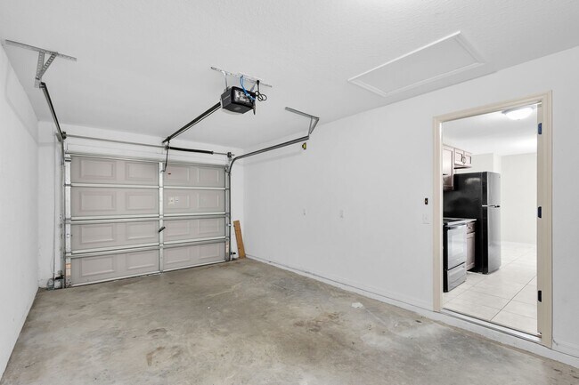 Building Photo - 3/2 Rental South of Ocala!