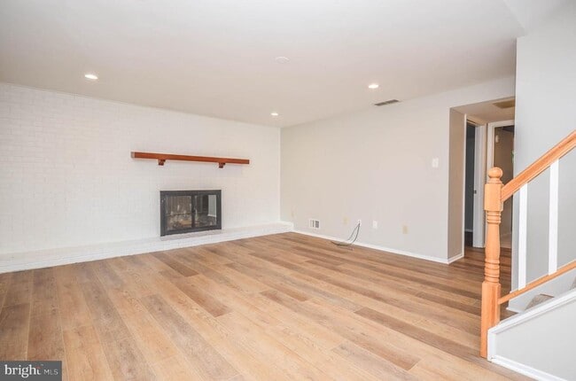 Building Photo - 4805 Willet Dr