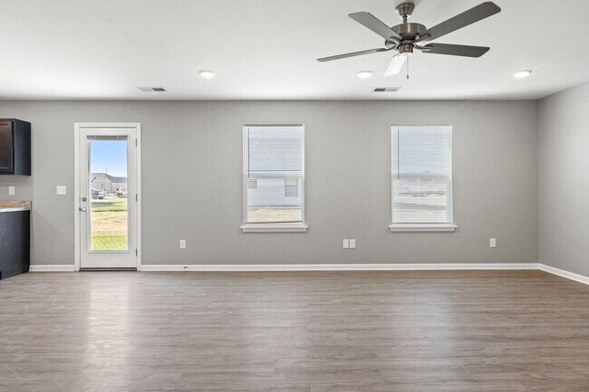 Building Photo - 228 Jared Parker Wy