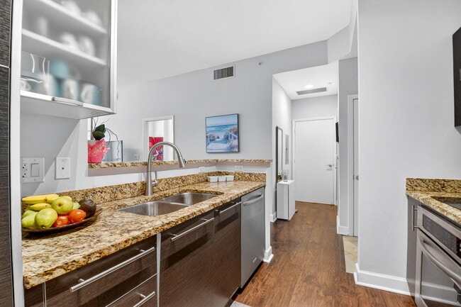 Building Photo - 550 Okeechobee Blvd