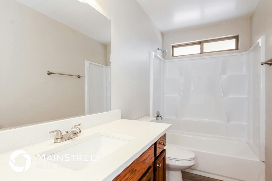 Building Photo - 2506 W Cool Water Way