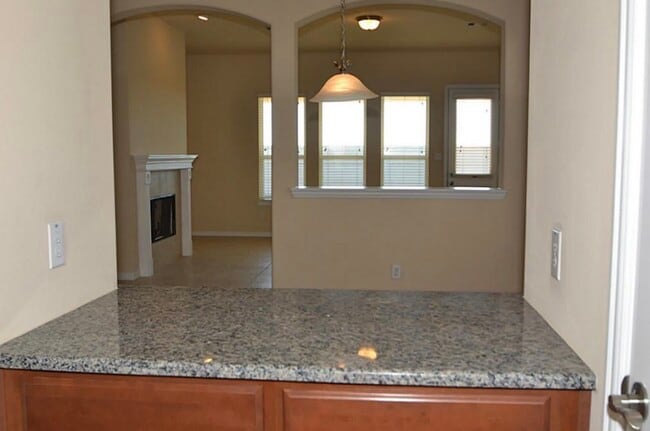 Building Photo - 7026 Belle Meadow Ln