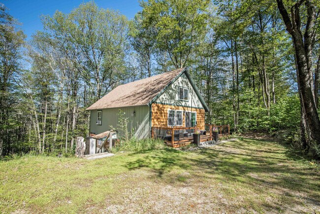 Building Photo - 32 Attitash Loop