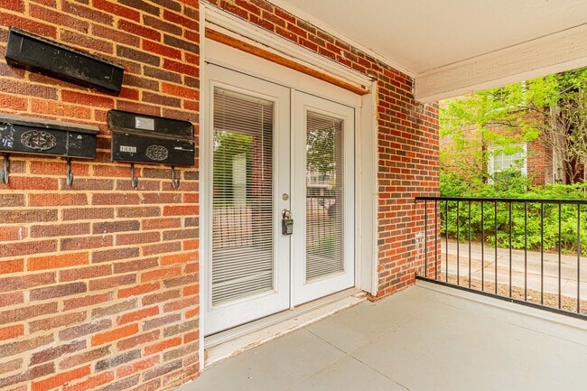 Building Photo - 1 Bed 1 Bath apartment in Okc close to Plaza District!