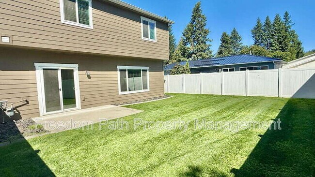 Building Photo - 816 N 18th St