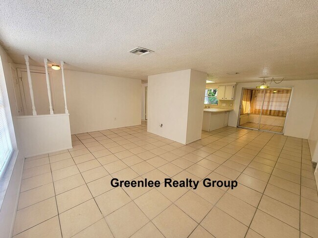 Building Photo - 2 Bedroom/2 Bath Home in Port Richey- Pet ...