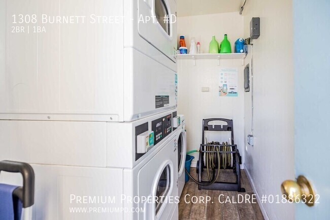 Building Photo - 1308 Burnett St