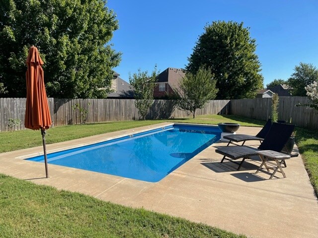 Building Photo - 4090 W Stoney Bend Dr