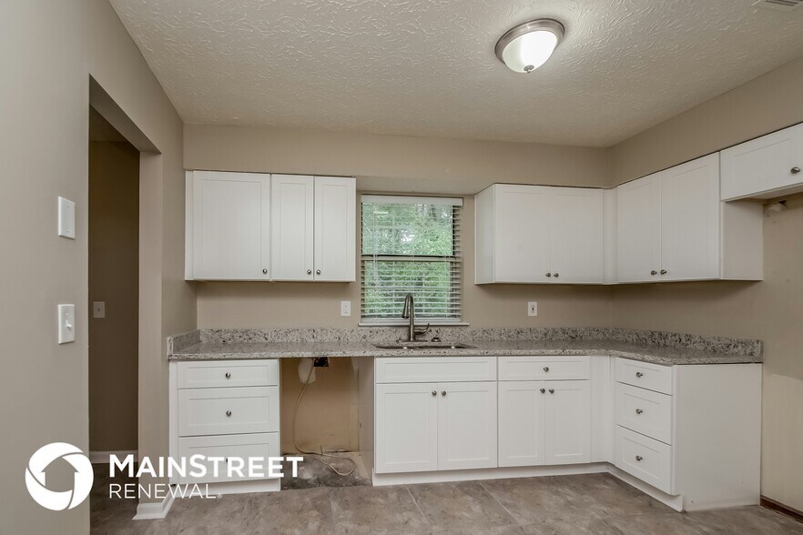 Building Photo - 10284 Briarbay Loop